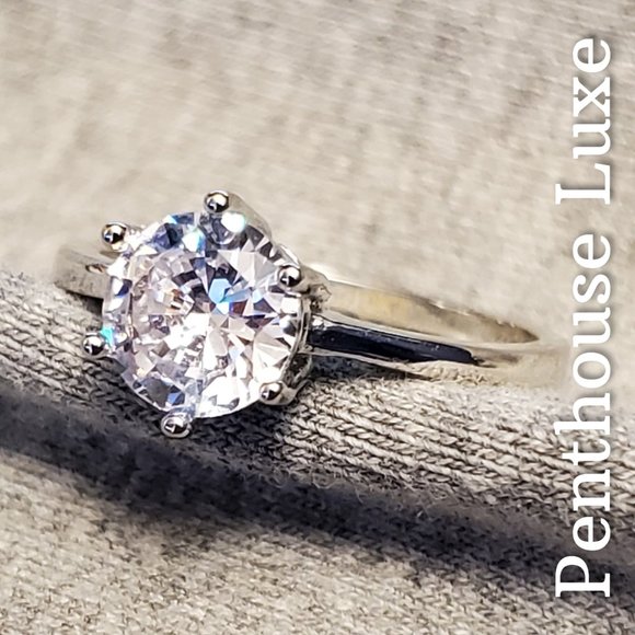 Penthouse Luxe Jewelry - 1 LEFT! 🔥 CLEARANCE! White Gold Plated Solitaire Ring